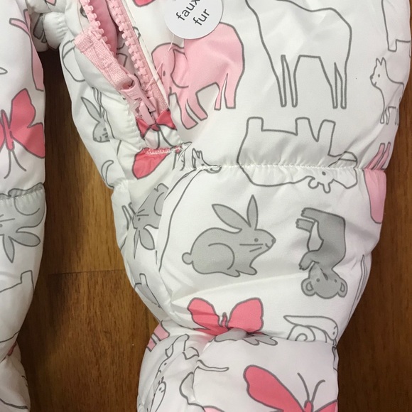 ✨SOLD✨ Carter’s Hooded Bunting - Picture 4 of 4